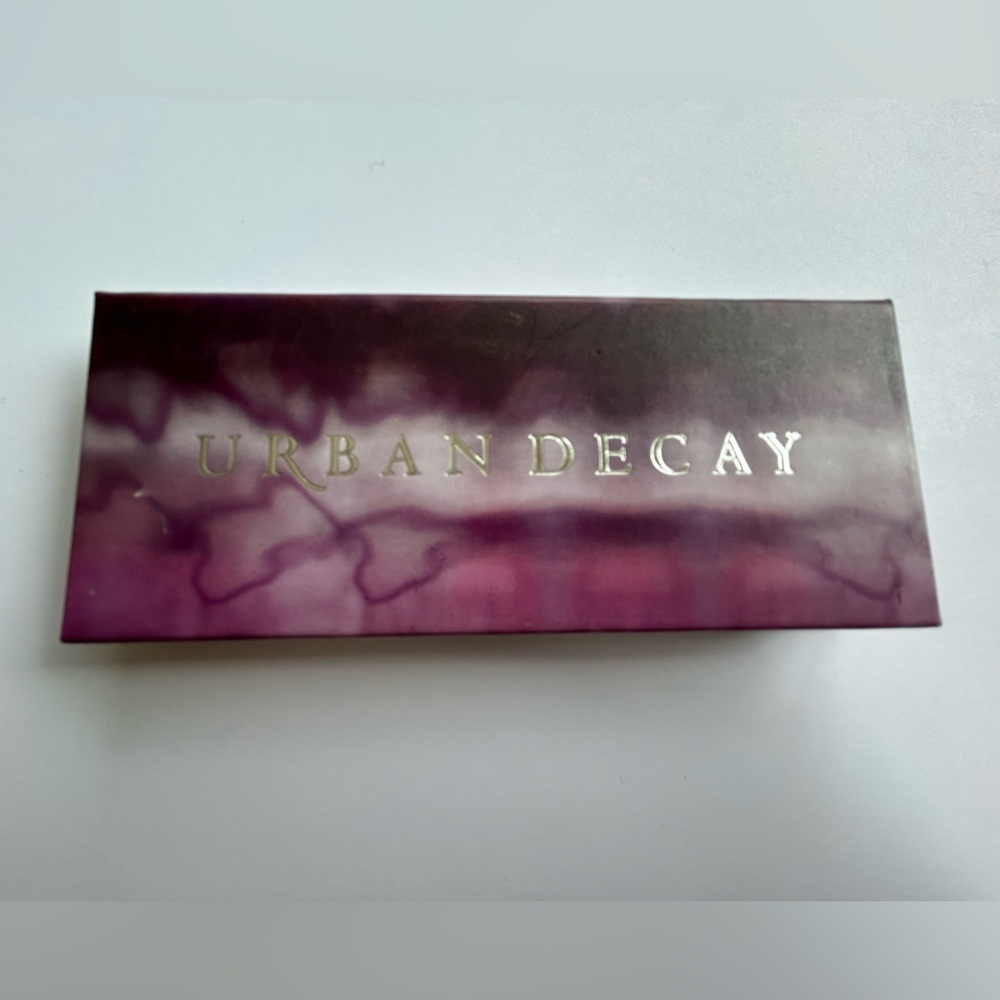 Urban Decay Purple Eyeshadow Palette